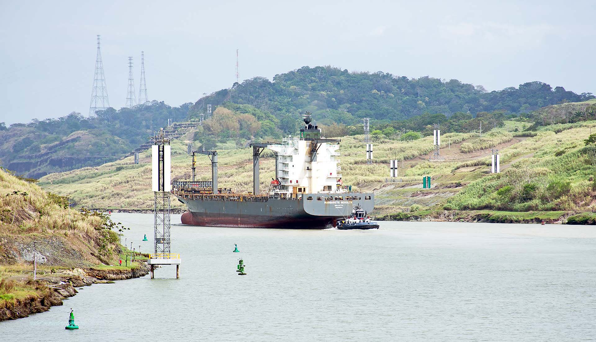 Container ship Margaret Schulte in the Lake