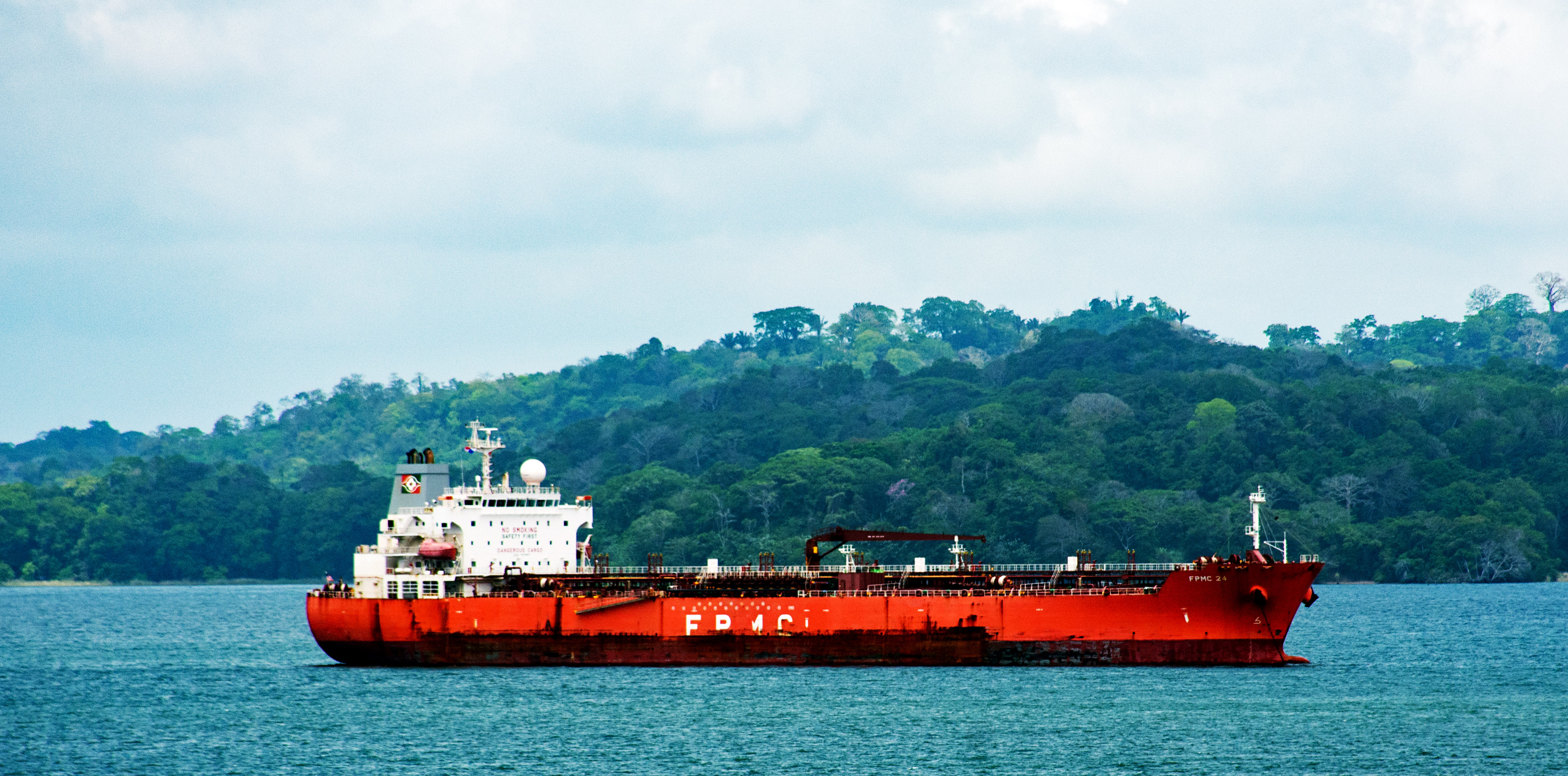 fmpc-24, Oil/Chemical Tanker